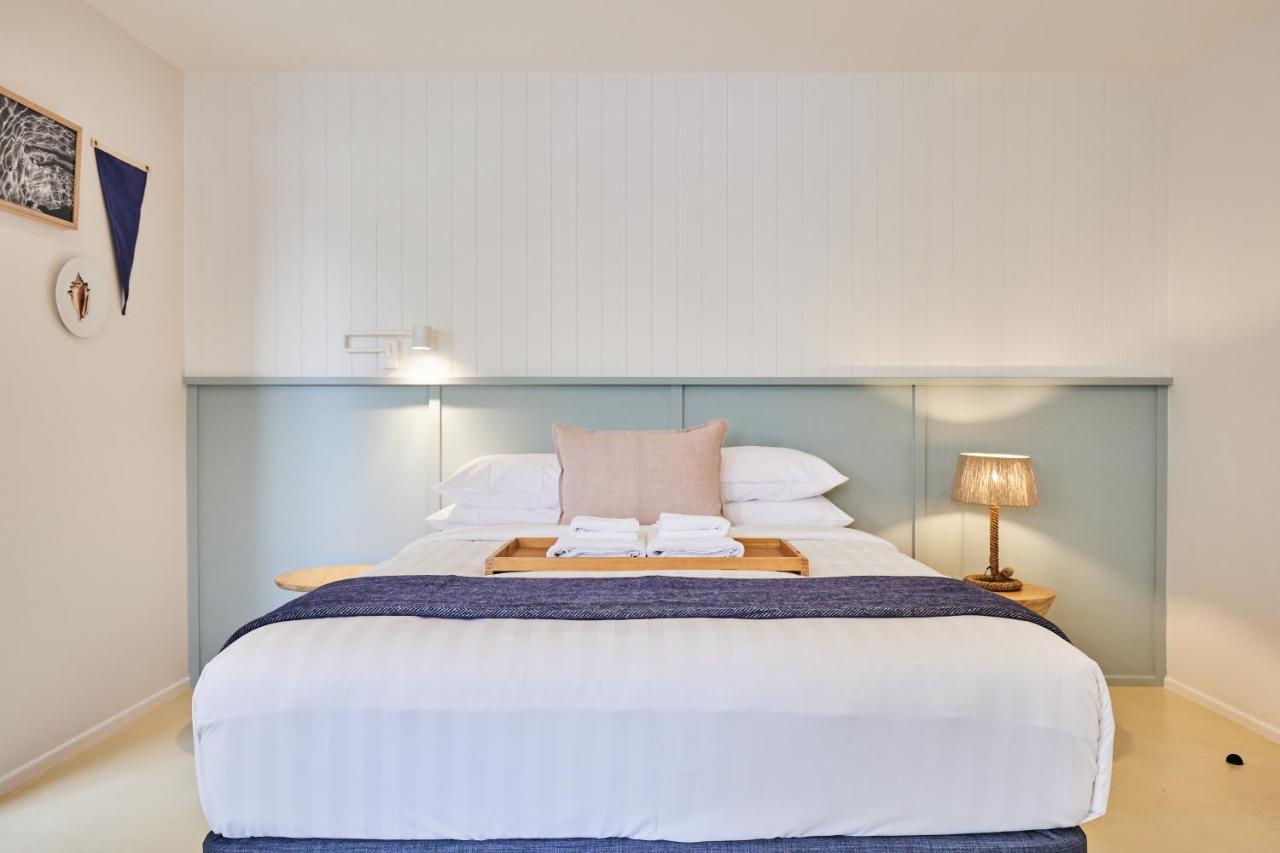 The Blue Water, Dreamtime Motel 4*