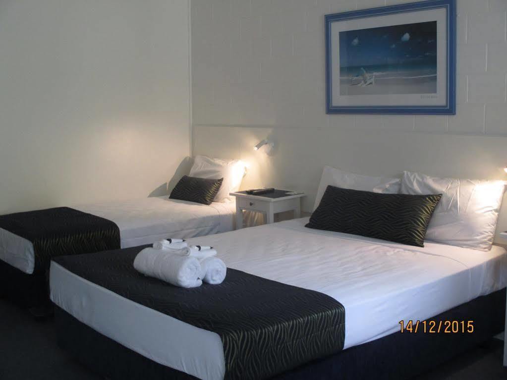 The Blue Water, Dreamtime Motel